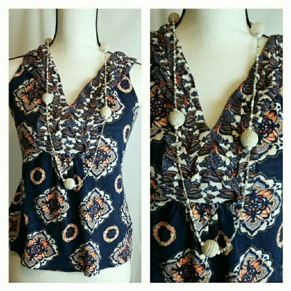 Pretty Pattern Top - Picture 2 of 4